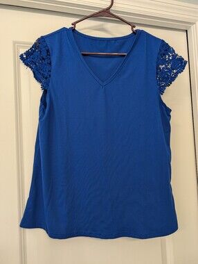 Women’s V-Neck Lace Sleeve Top - Royal Blue